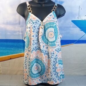 💩 Sleeveless Top with Geometric Print